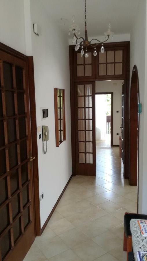 La Casa Di Clara Ombrellone Con 2 Lettini Al Lido San Giuliano Gratis E Parcheggio Privato Gratis Appartement *