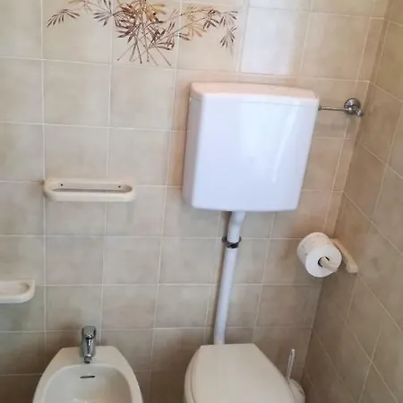 Appartement La Casa Di Clara Ombrellone Con 2 Lettini Al Lido San Giuliano Gratis E Parcheggio Privato Gratis à Rimini Extérieur photo