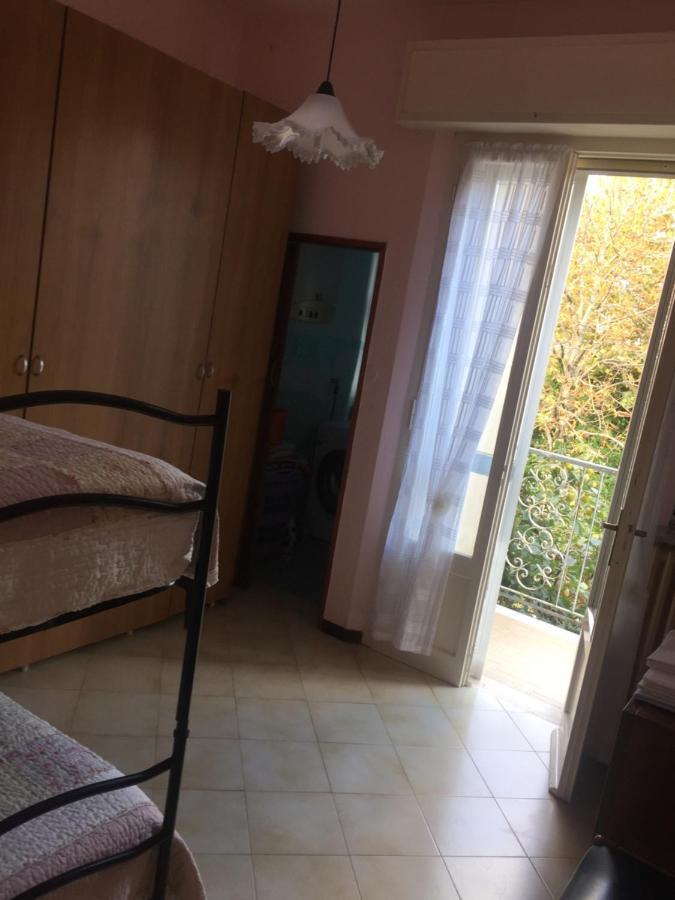 La Casa Di Clara Ombrellone Con 2 Lettini Al Lido San Giuliano Gratis E Parcheggio Privato Gratis